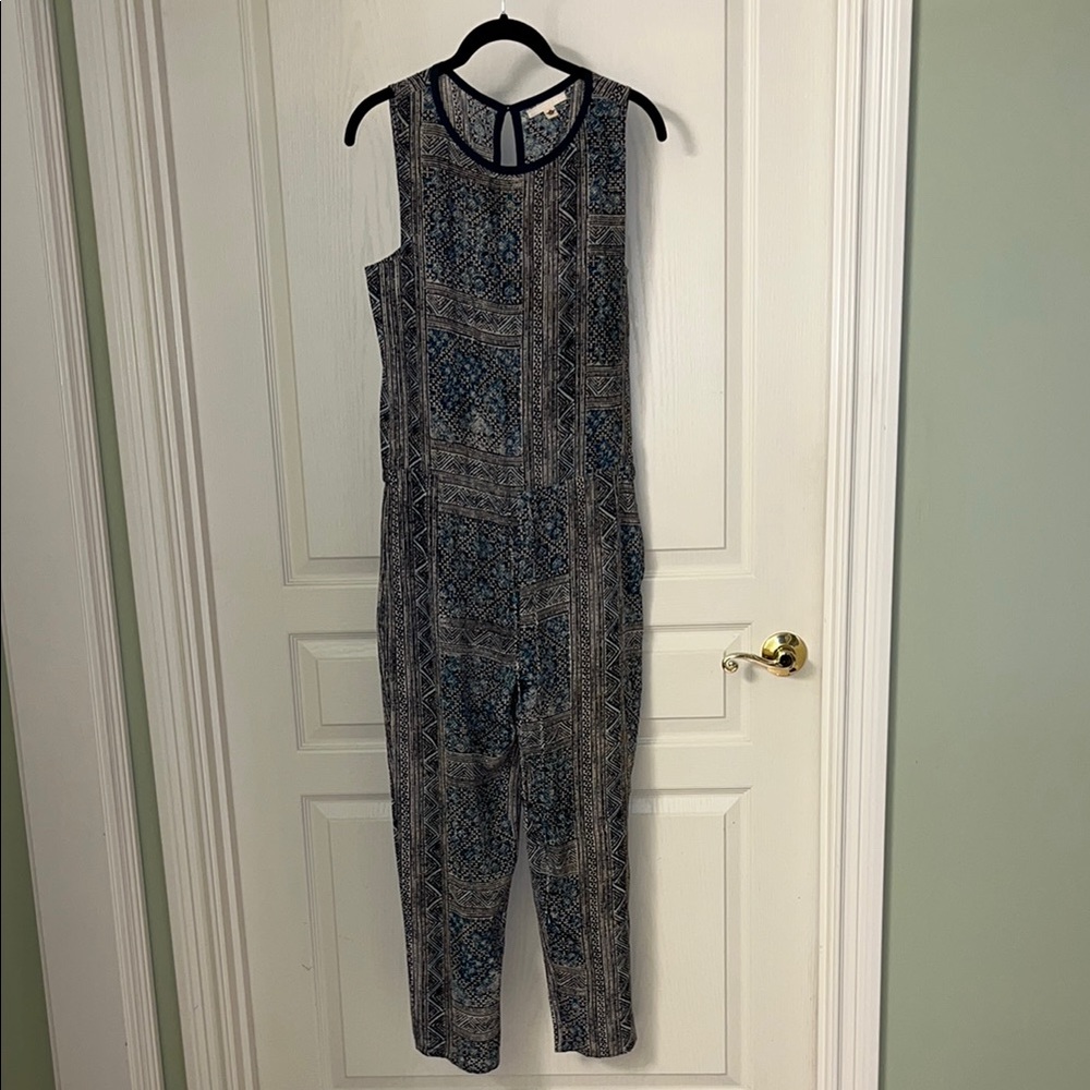 Sleeveless Blue Patterned Jumpsuit